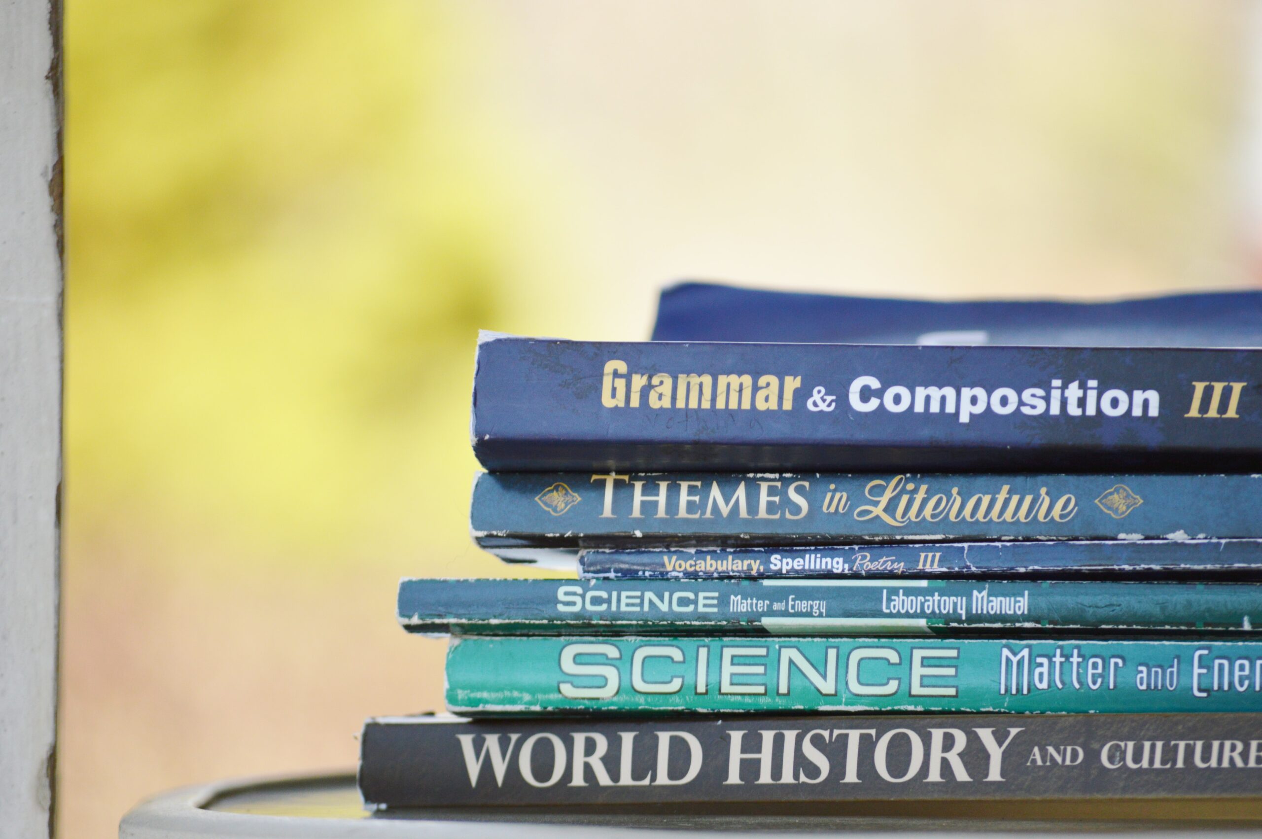 livres scolaires d'une école bilingue