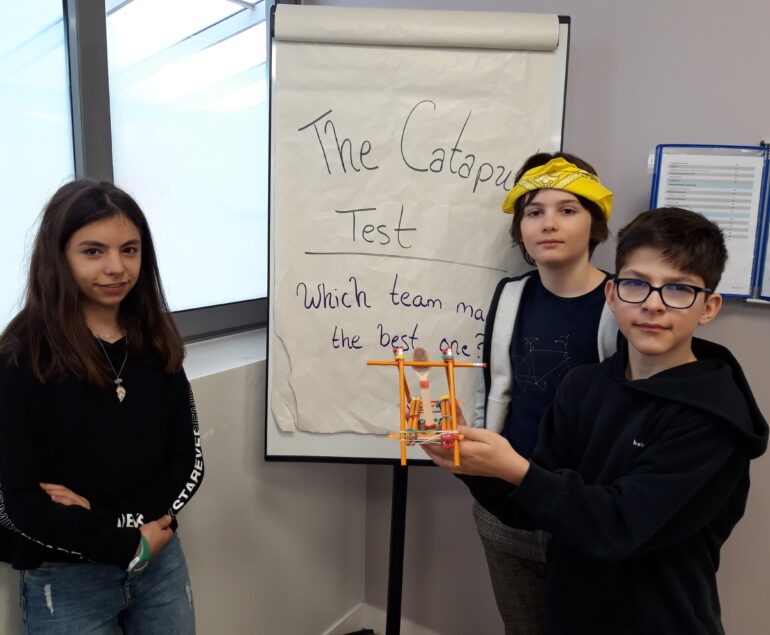 expérience de catapulte en sciences