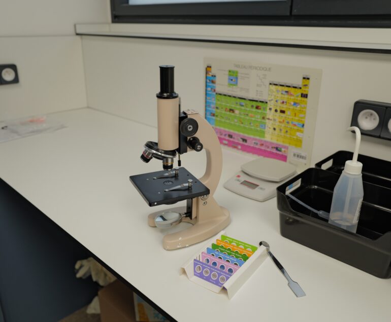 microscope