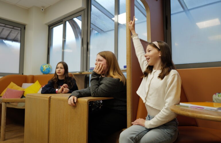 eleves classe filles